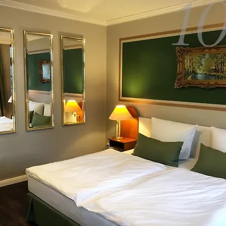 Rein Klassik 3* 바트피르몬트